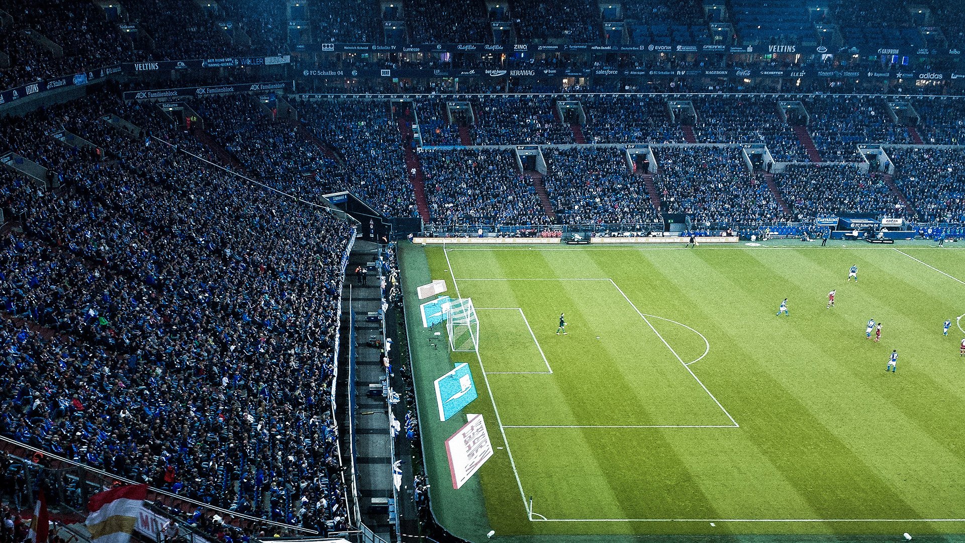 阿扎伦卡官方宣布比赛规则变更新规，塞尔维亚队引发争议！赛场气氛高涨